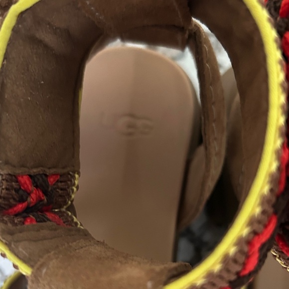 UGG Platform free people Brown and Red Embroidered chunky Sandals - Picture 3 of 7